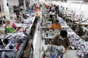 konveksi baju pembuatan baju seragam kerja akarsa garment printing
